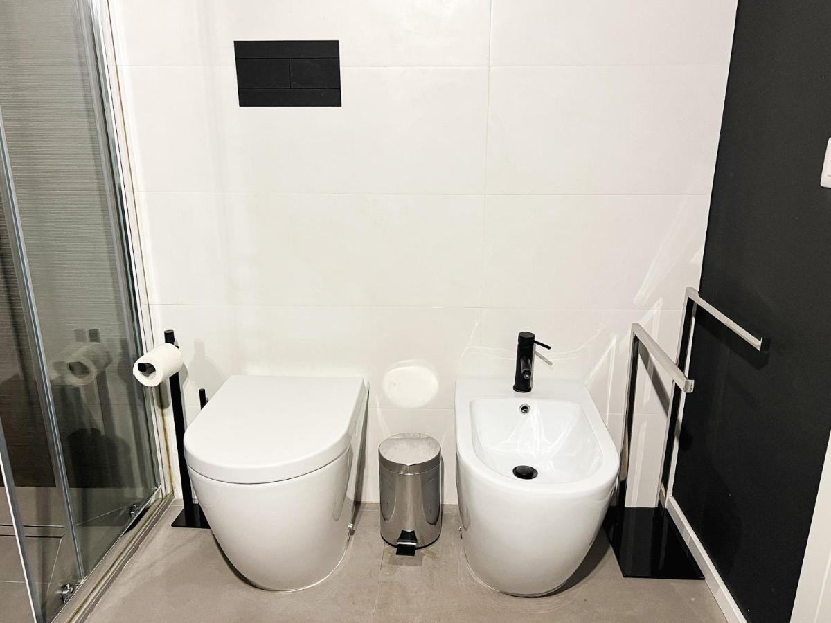 Al 115 Rooms Cagliari Dış mekan fotoğraf
