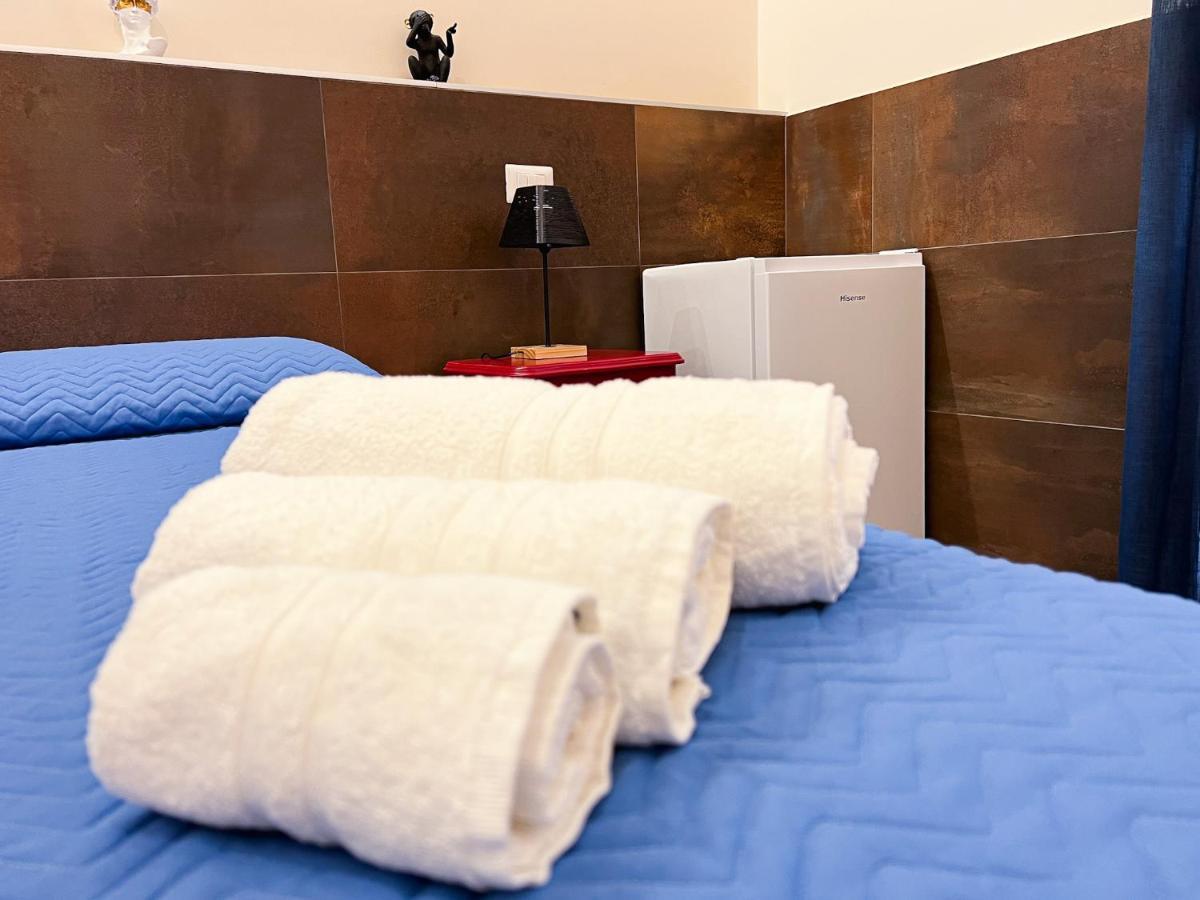 Al 115 Rooms Cagliari Dış mekan fotoğraf