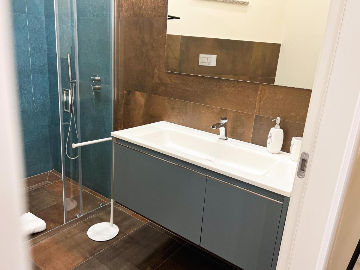 Al 115 Rooms Cagliari Dış mekan fotoğraf